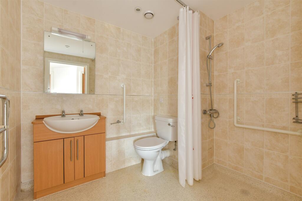 1 bed Retirement Property