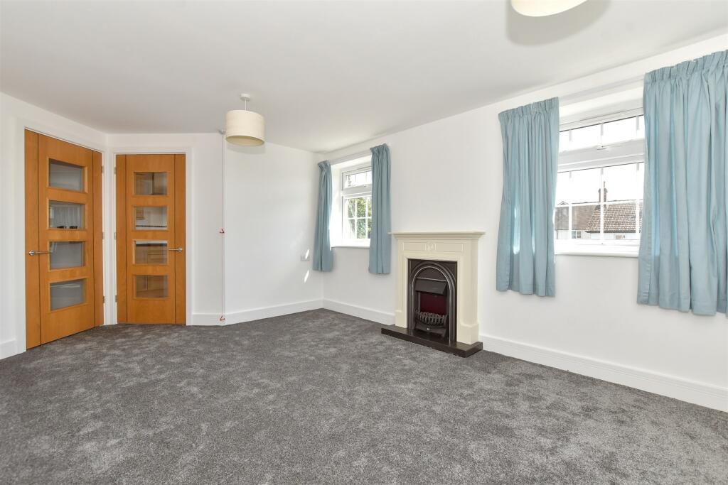 1 bed Retirement Property