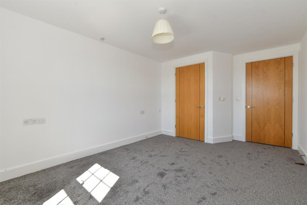 1 bed Retirement Property