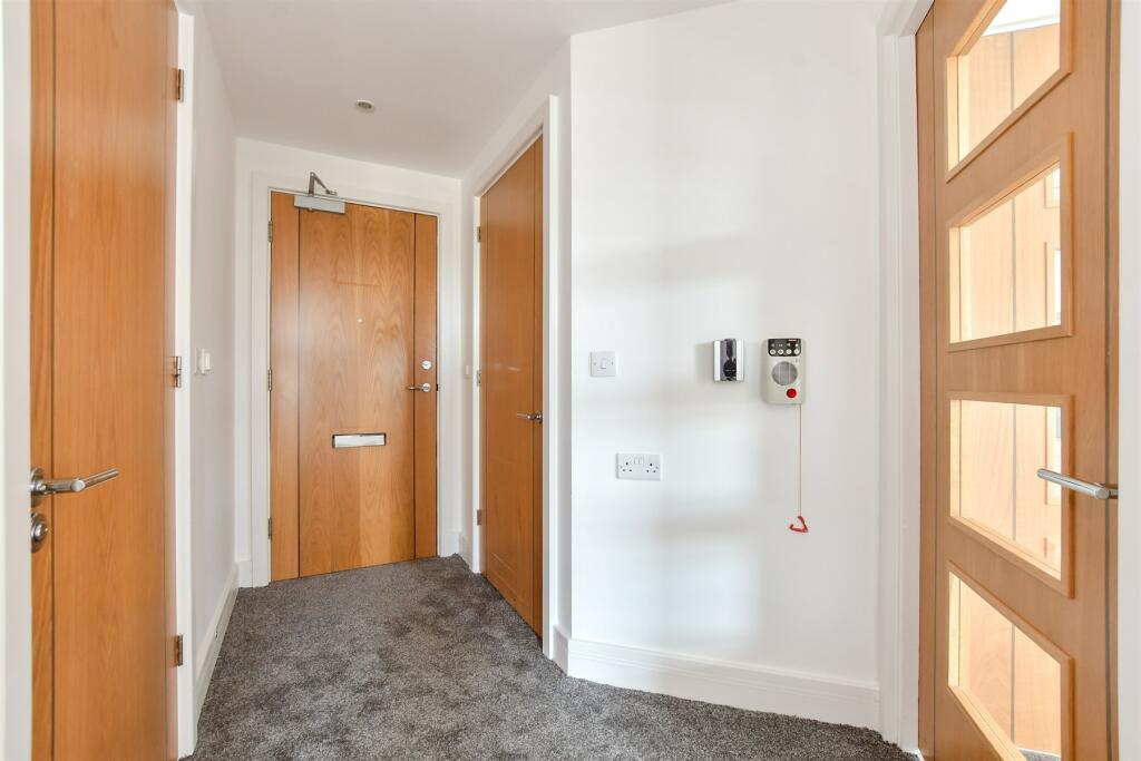 1 bed Retirement Property