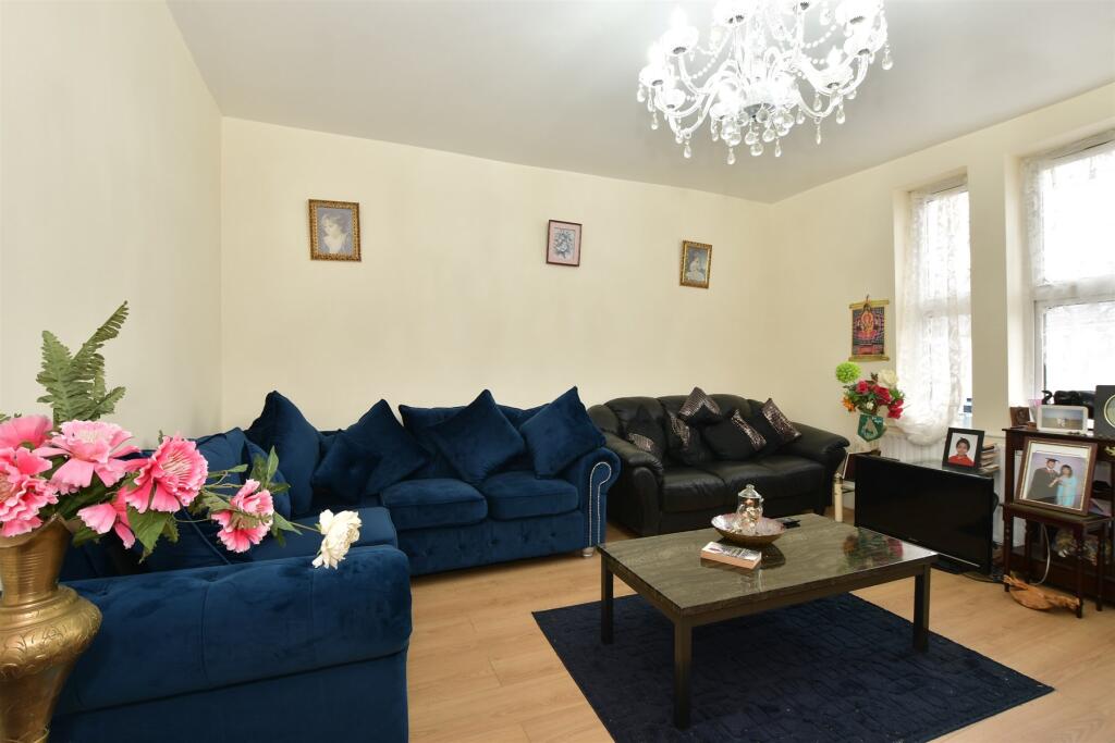 2 bed Apartment