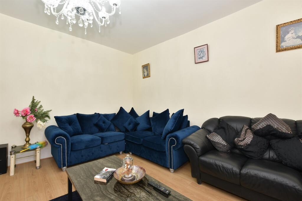 2 bed Apartment