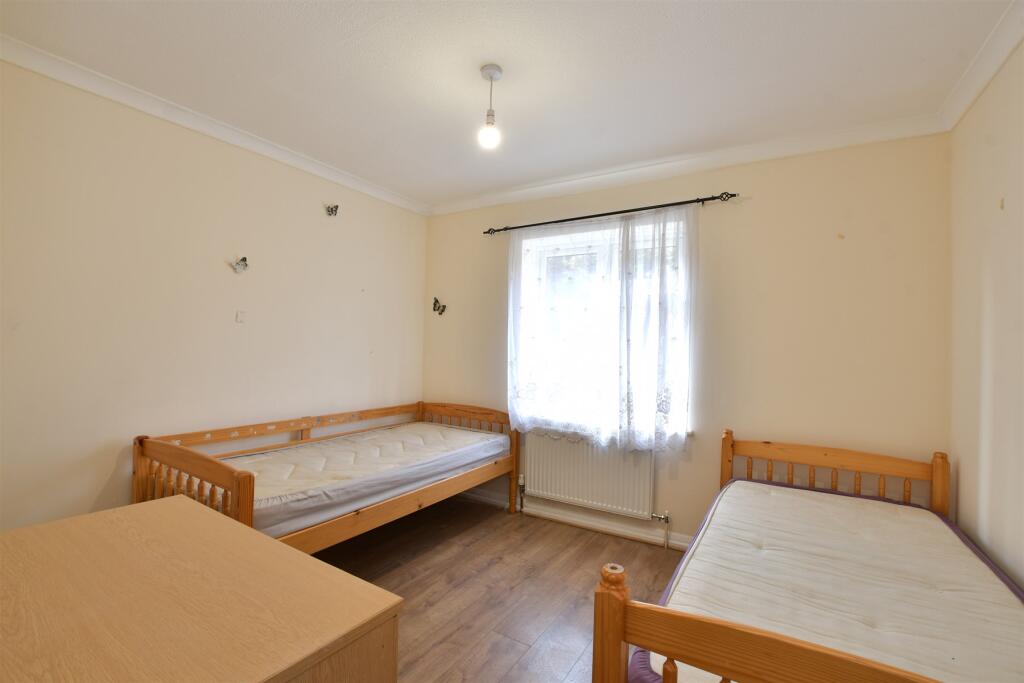 2 bed Ground Flat