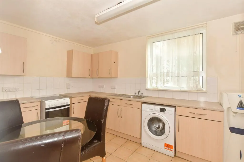 2 bed Apartment