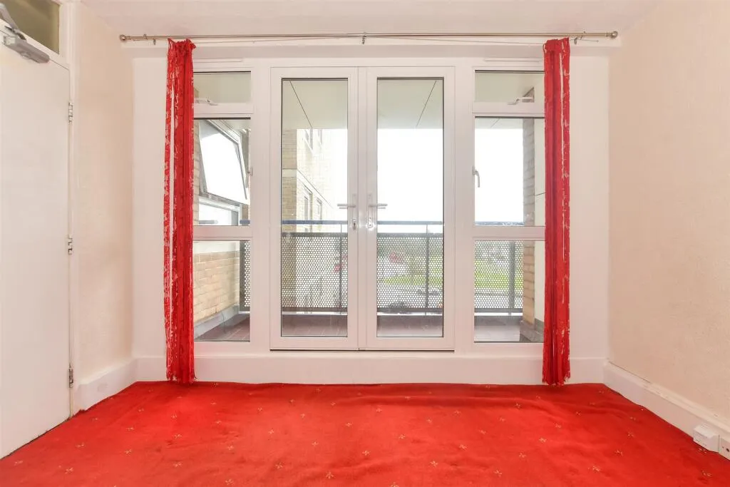 2 bed Apartment