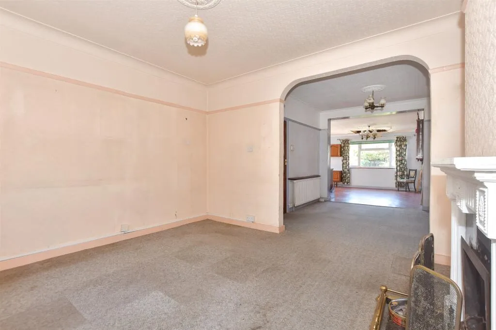 3 bed Semi-Detached