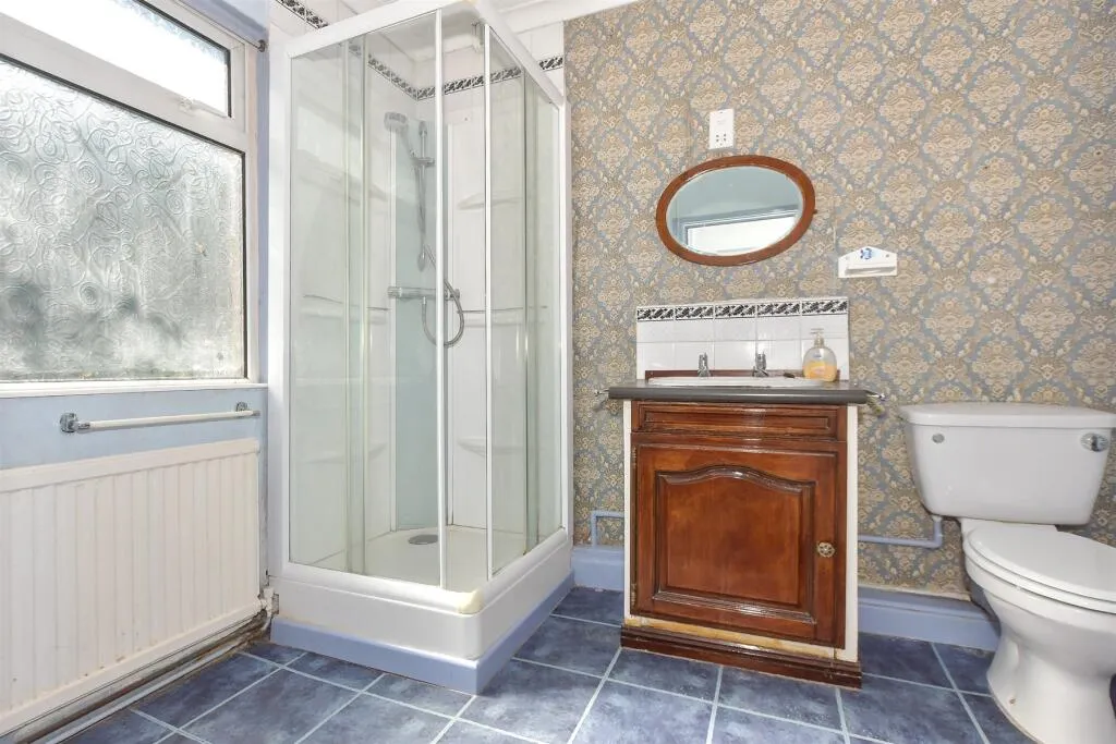 3 bed Semi-Detached