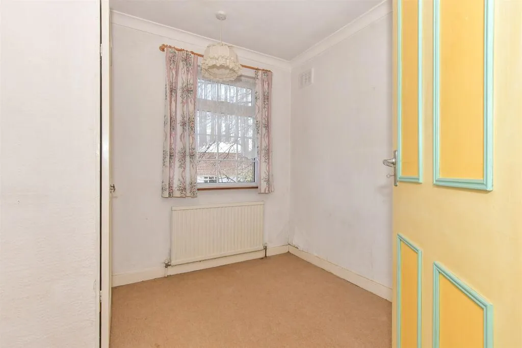 3 bed Semi-Detached