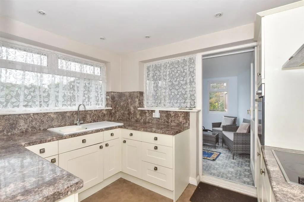 3 bed Semi-Detached Bungalow