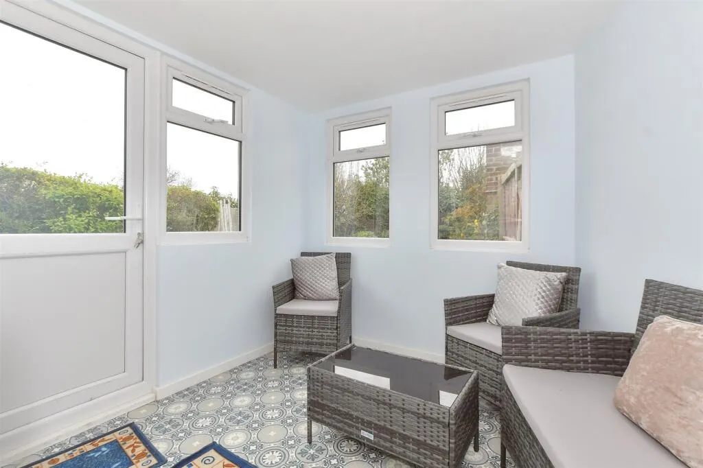 3 bed Semi-Detached Bungalow