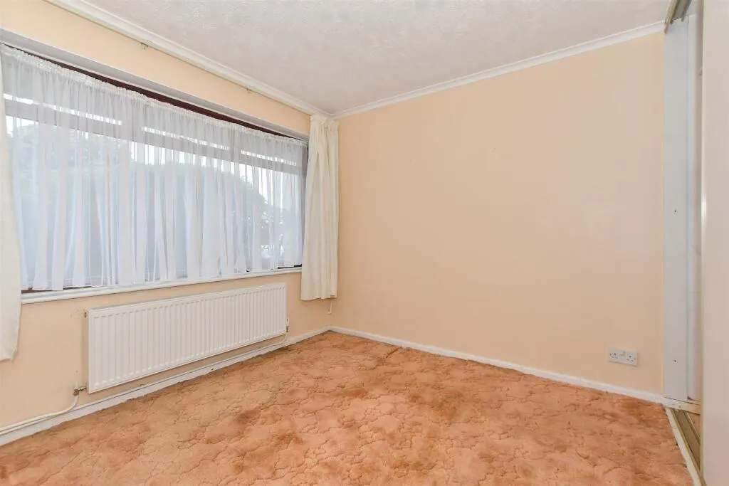 3 bed Semi-Detached Bungalow