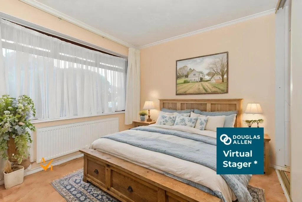 3 bed Semi-Detached Bungalow