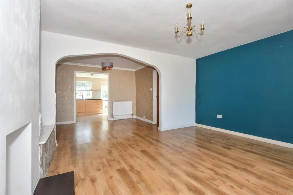 3 bed Terraced