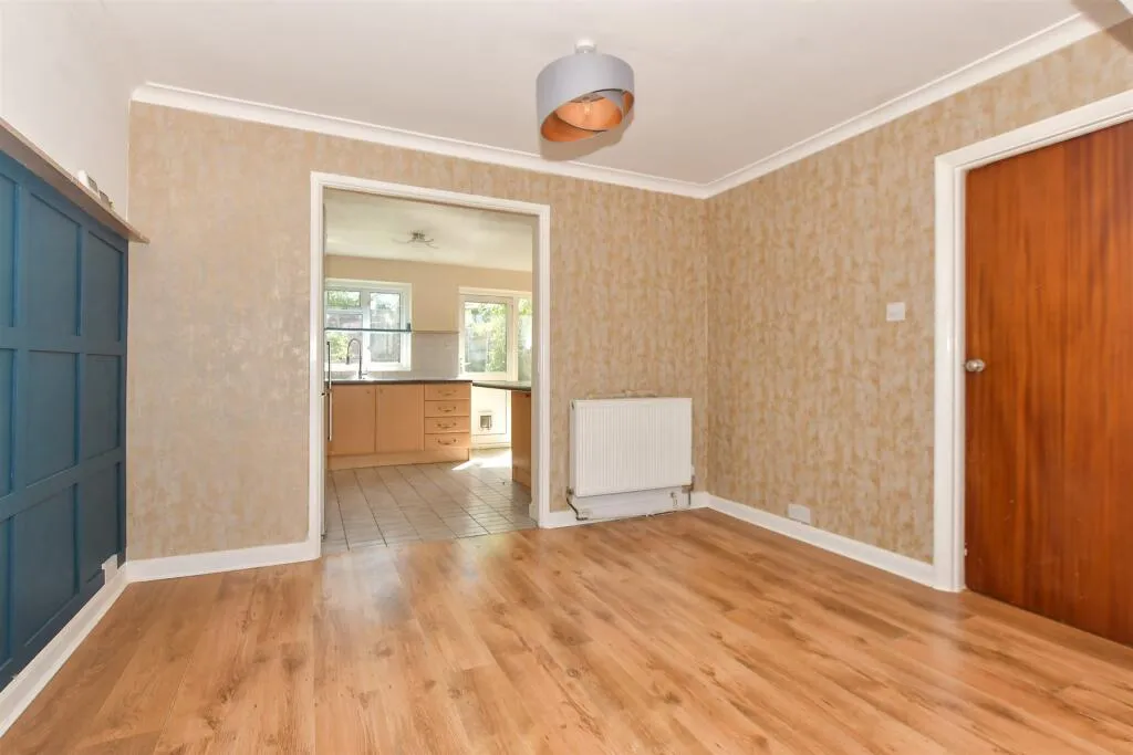 3 bed Terraced