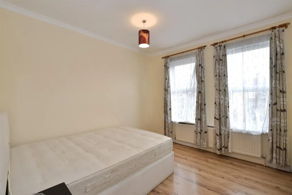 2 bed Maisonette