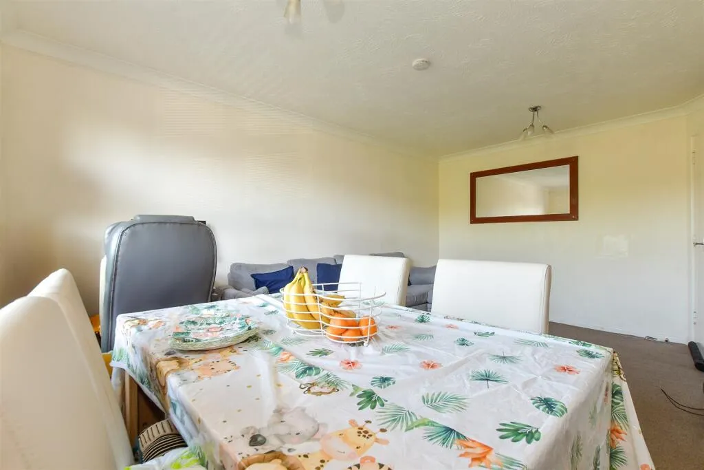 2 bed Apartment