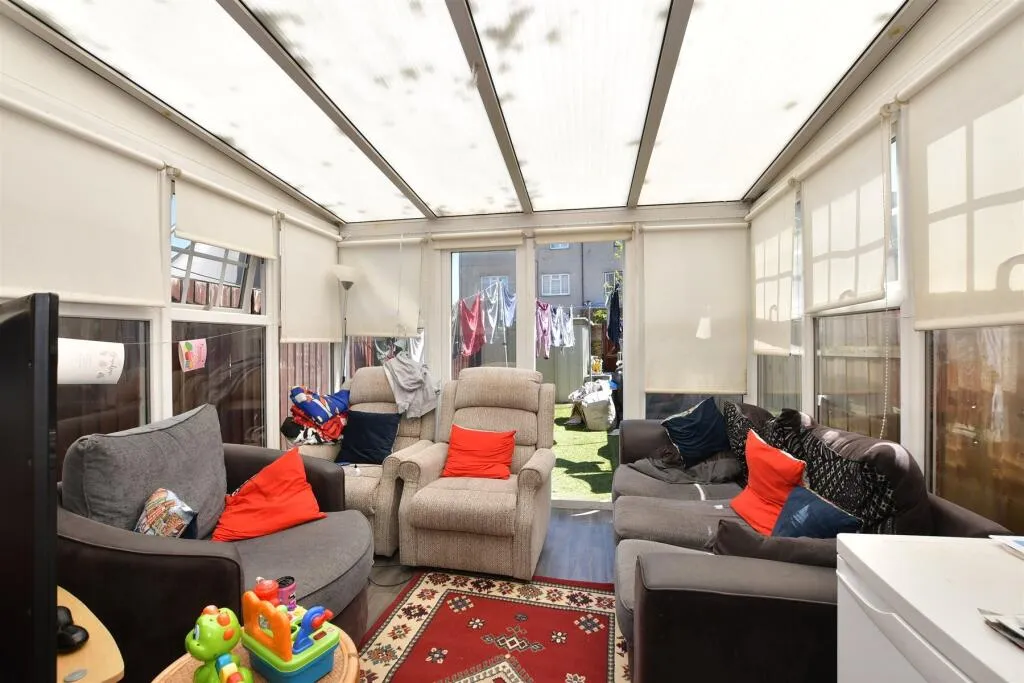 3 bed House