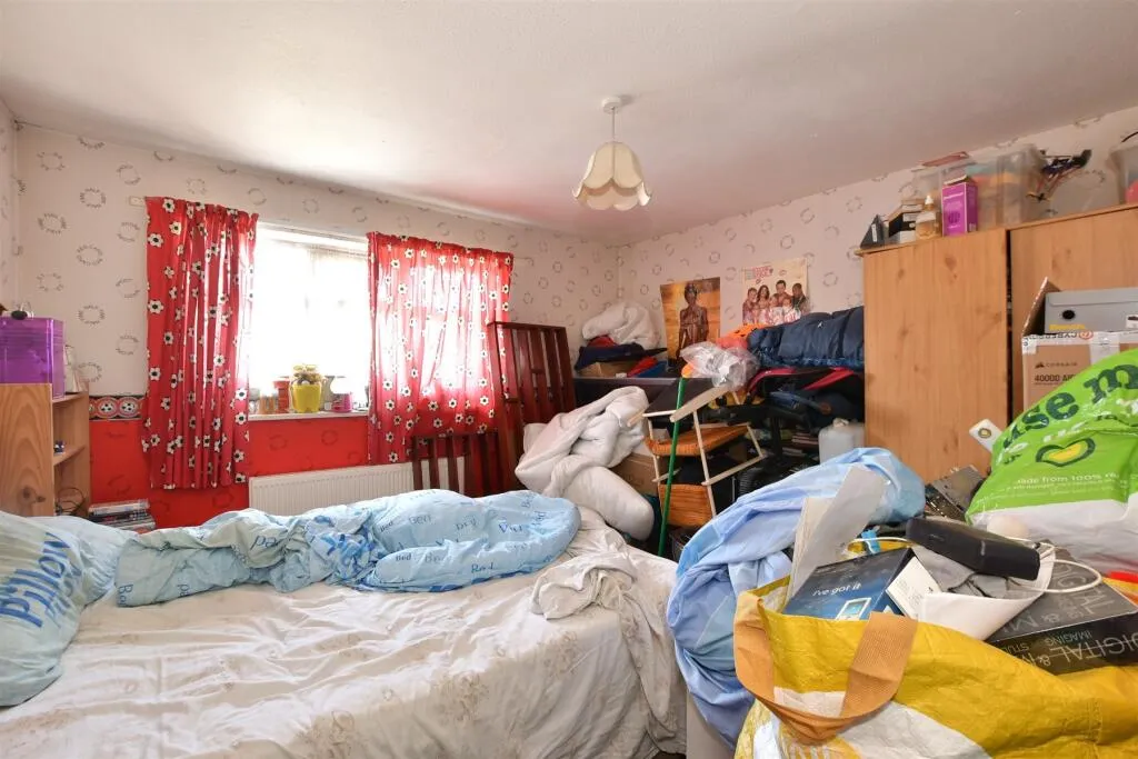 3 bed House