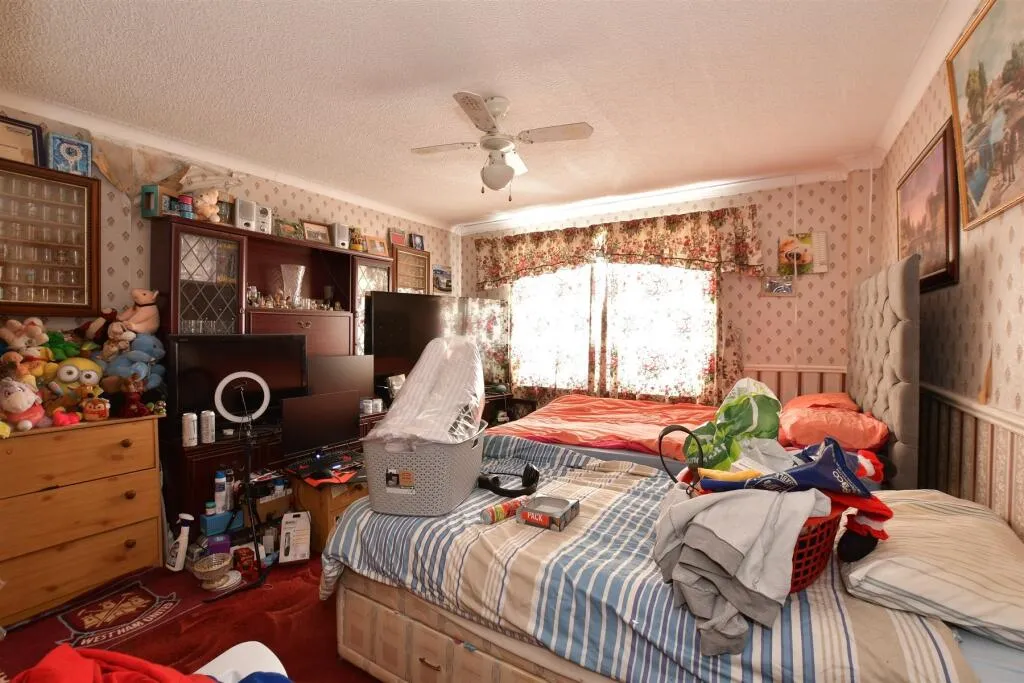 3 bed House