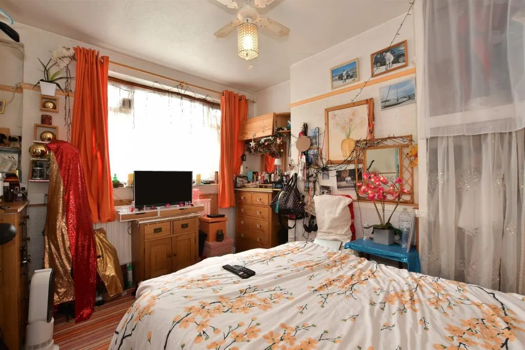 1 bed Apartment