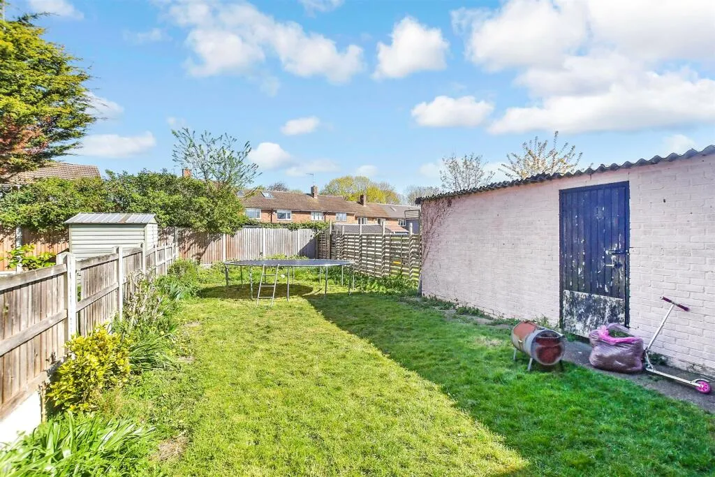 3 bed Terraced