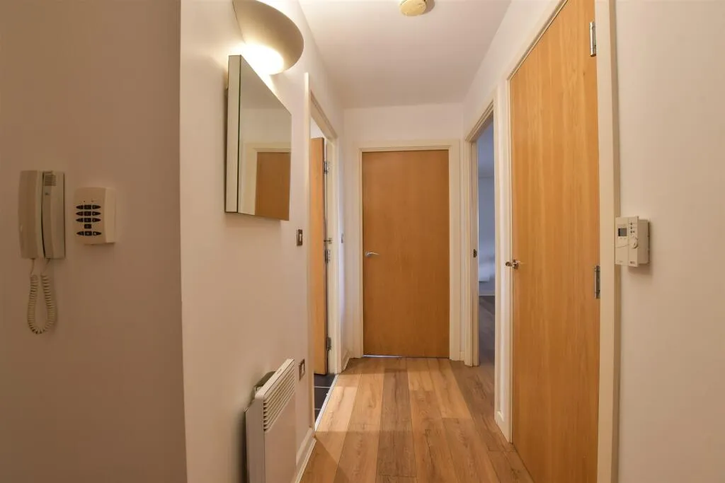 2 bed Apartment