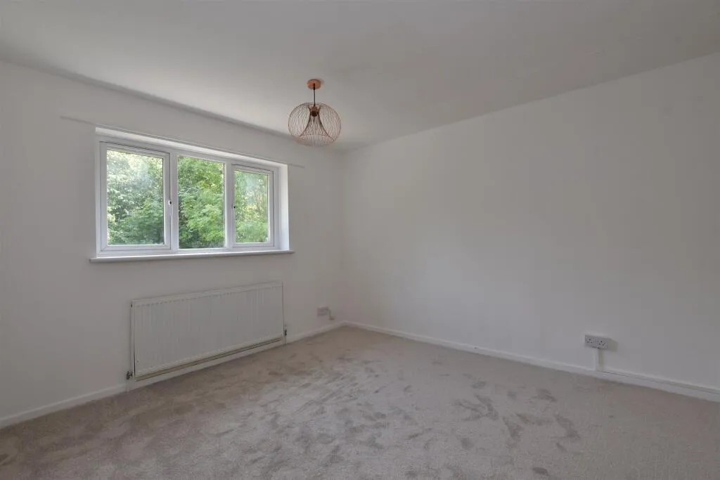 3 bed Terraced