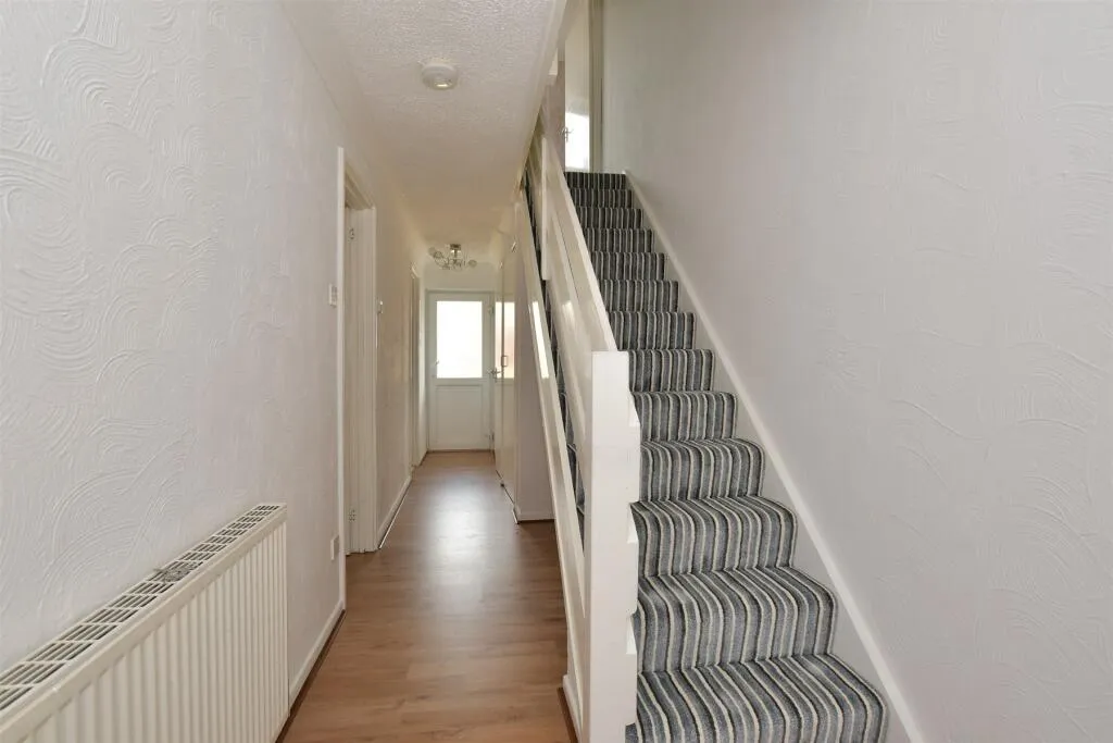 3 bed Terraced