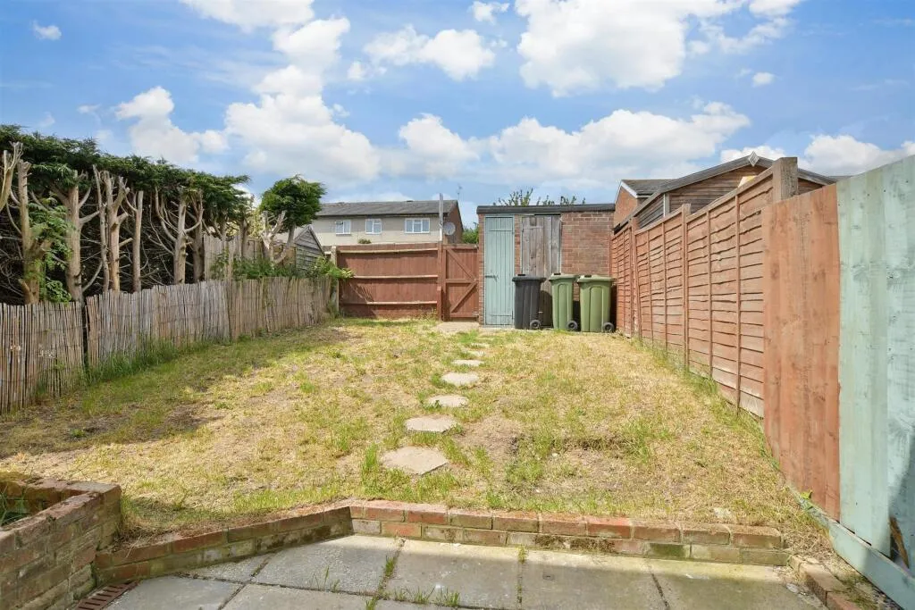 3 bed Terraced