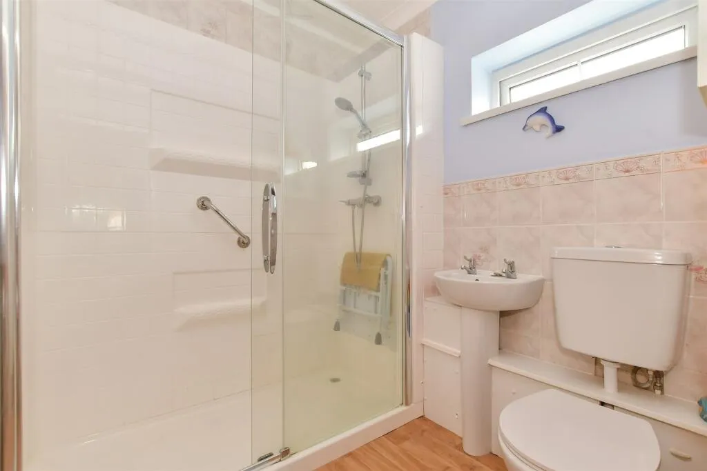 2 bed Semi-Detached Bungalow