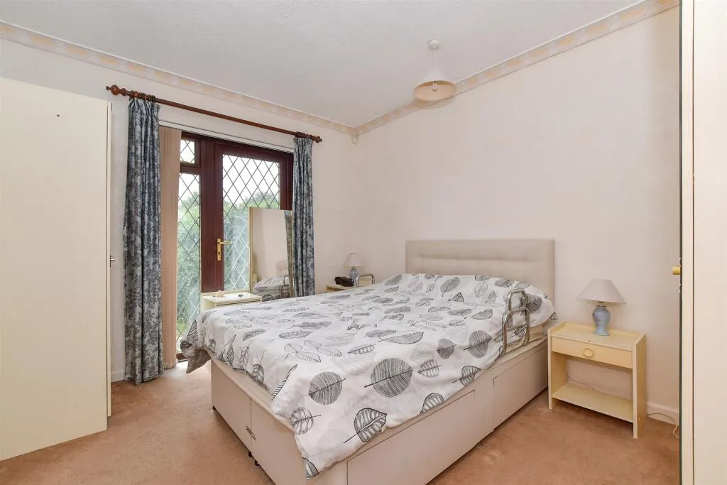 2 bed Semi-Detached Bungalow
