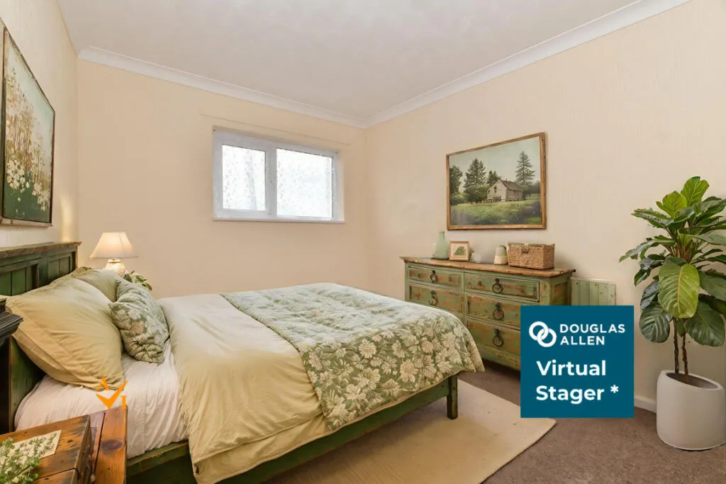 3 bed End of Terrace
