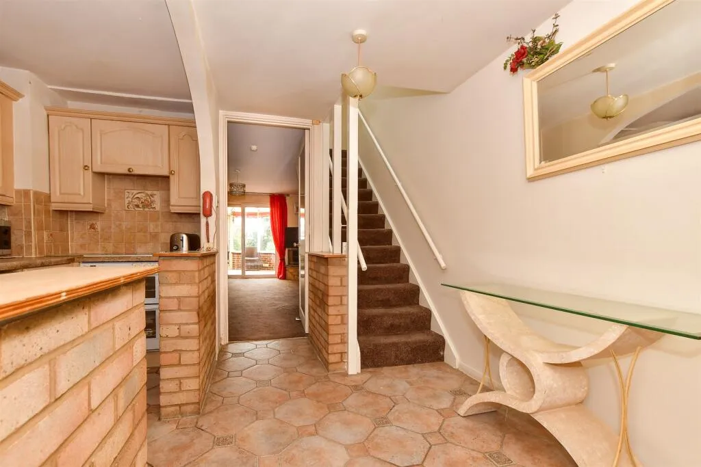 2 bed Terraced