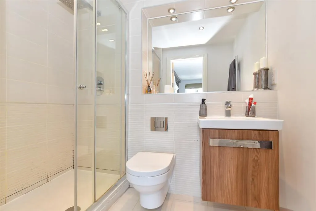 2 bed Apartment