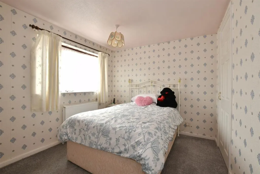 3 bed Terraced