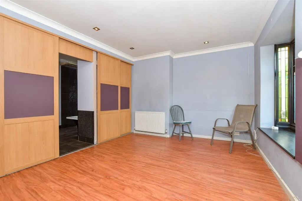 3 bed Detached Bungalow