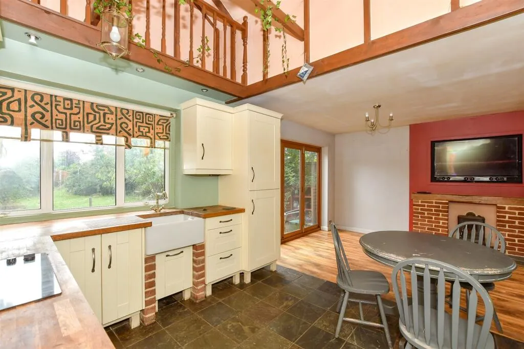 3 bed Detached Bungalow