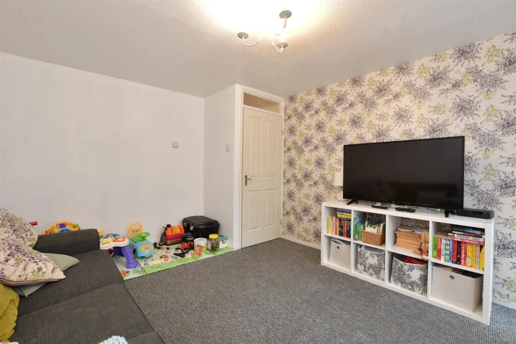 4 bed Terraced
