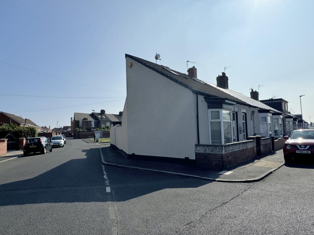 2 bed End of Terrace