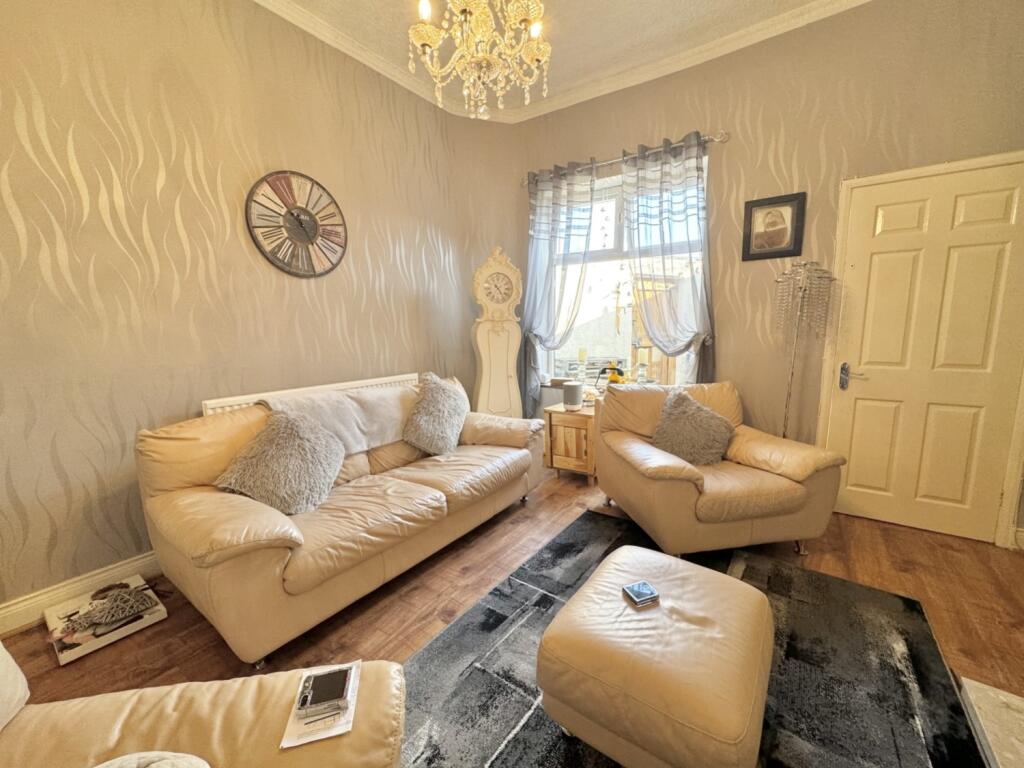 2 bed End of Terrace