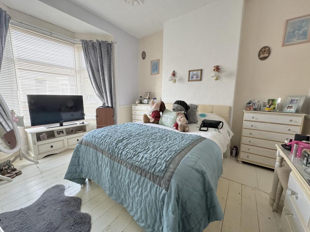 2 bed End of Terrace