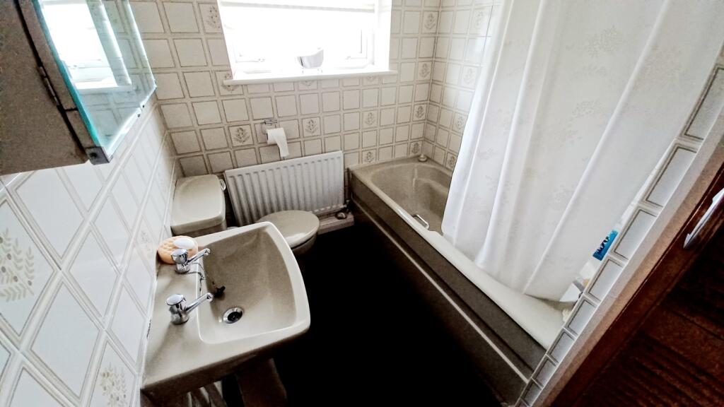 2 bed Terraced