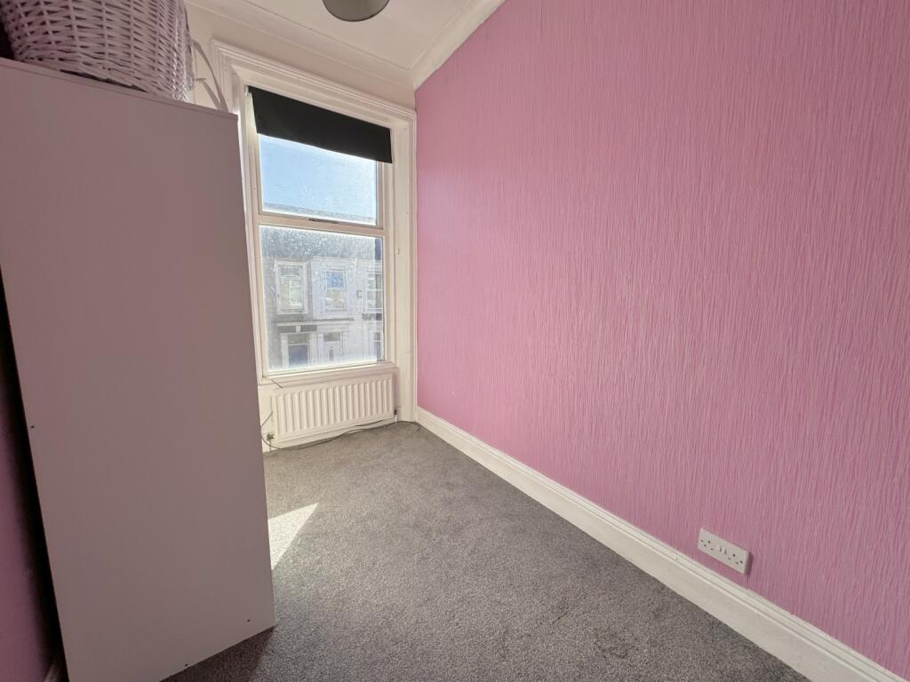 5 bed Terraced