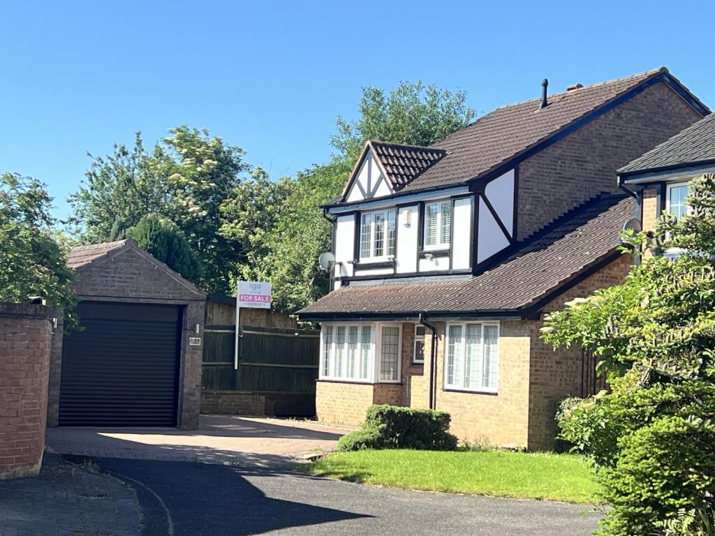 4 bed Detached