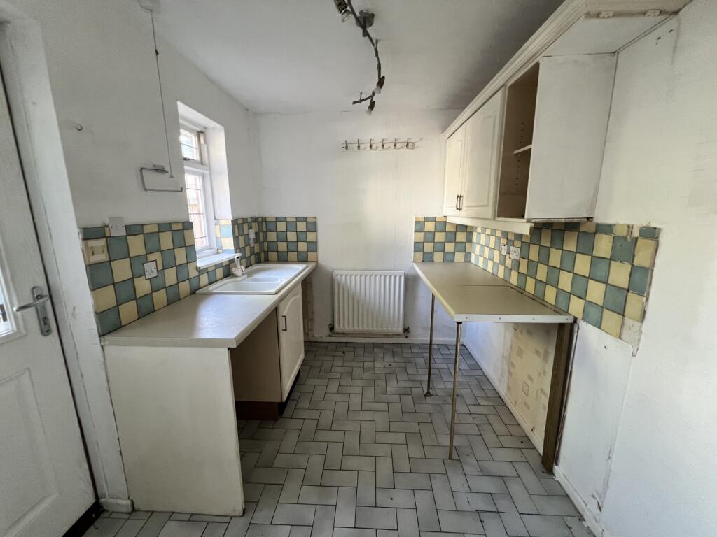 4 bed Detached