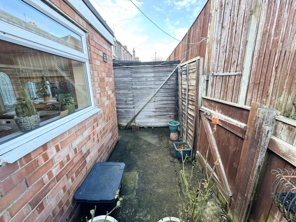 2 bed Terraced