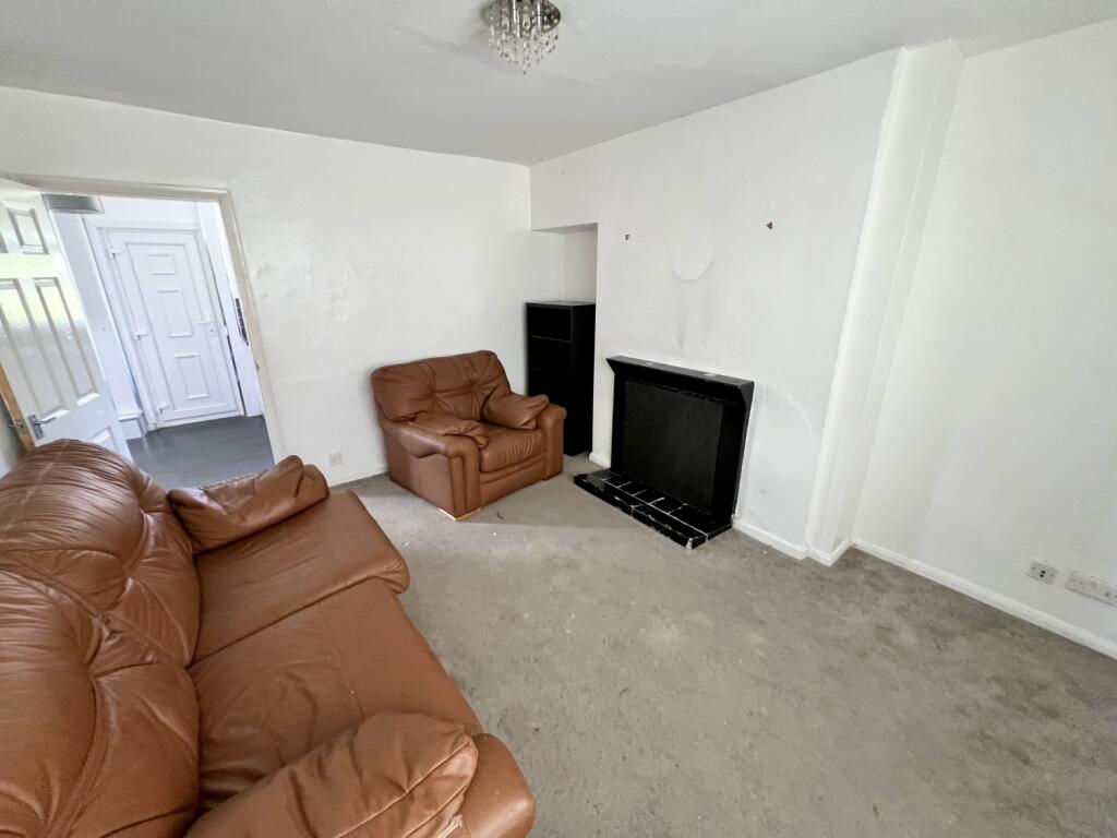 2 bed Semi-Detached