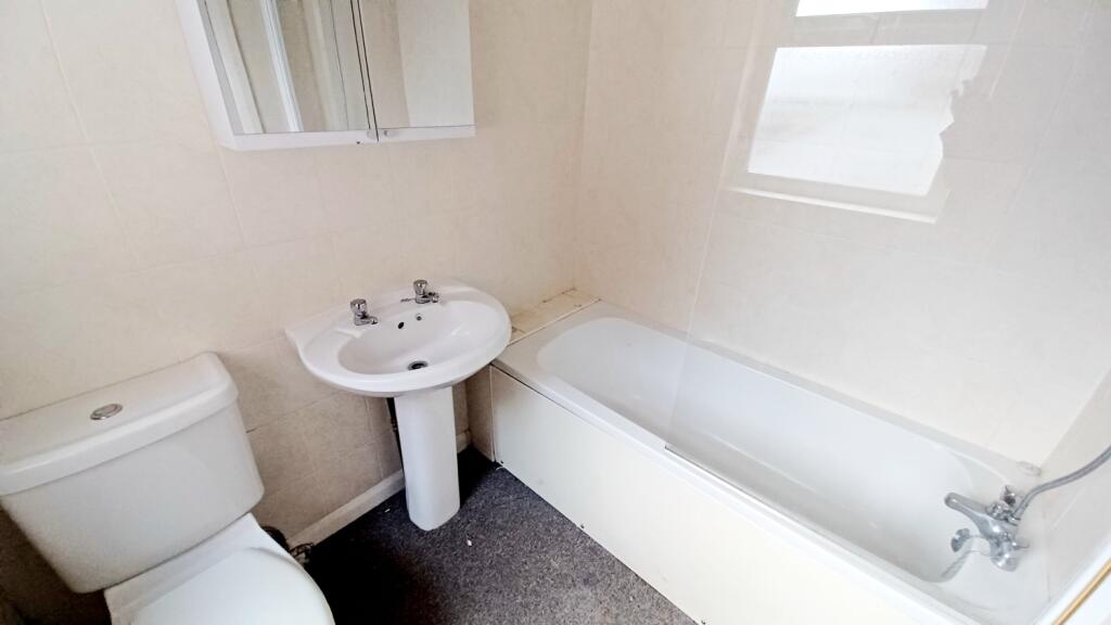 2 bed Terraced