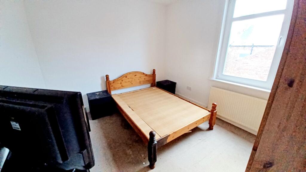 2 bed Terraced