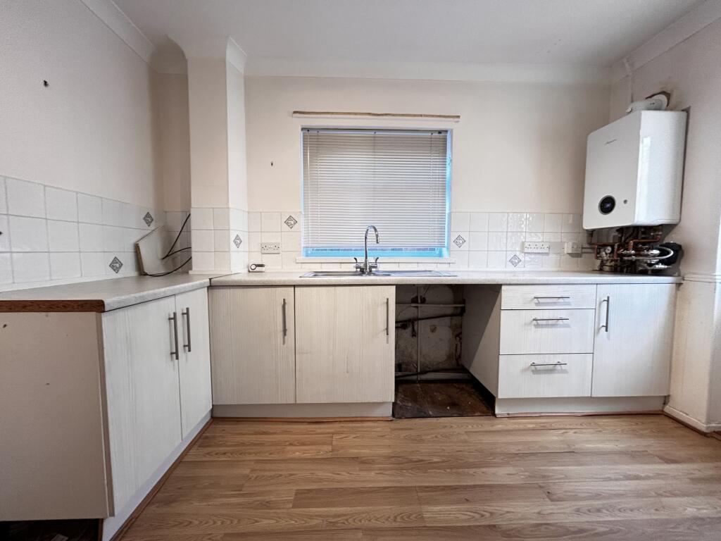 2 bed Semi-Detached Bungalow